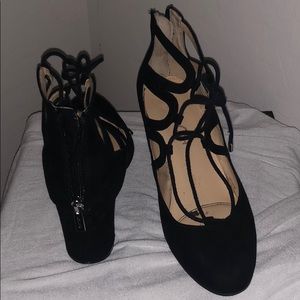 Unisa heel